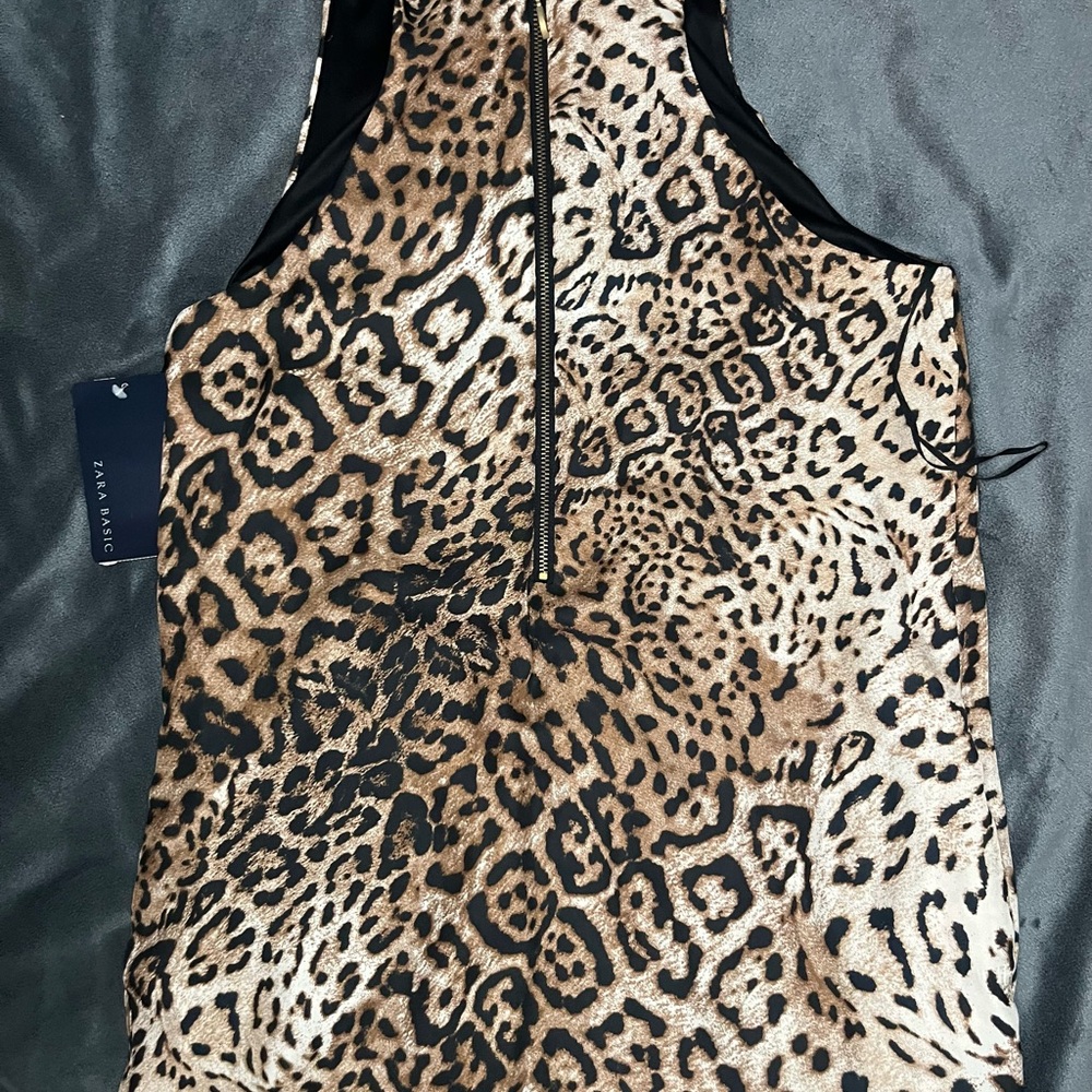 Zara basics leopard print sleeveless zip back dress with pockets. - Picture 12 of 13